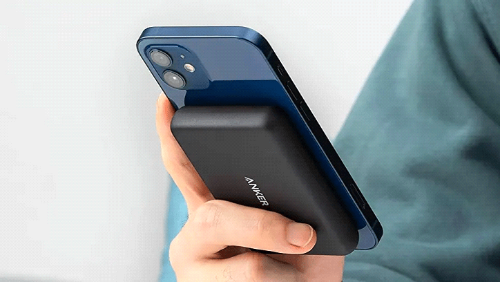 PowerCore Magnetic Wireless Power Bank 